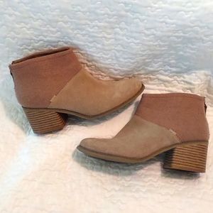 TOMS Lacey Women Booties Size 8